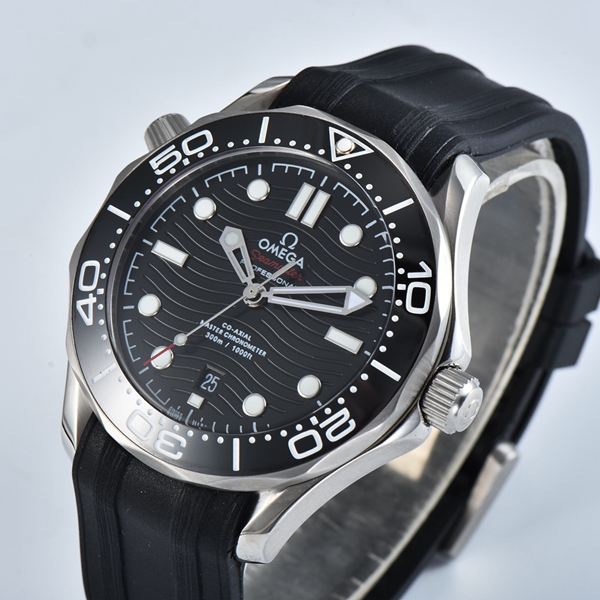 オメガ時計背面デザイン